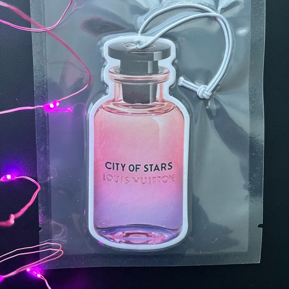 AIR FRESHENERS (LV CITY OF STARS SCENT ) well seal NWT